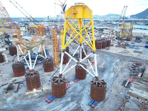 Muốn phát triển điện gió ngoài khơi, năng lực logistics cũng phải sẵn sàng