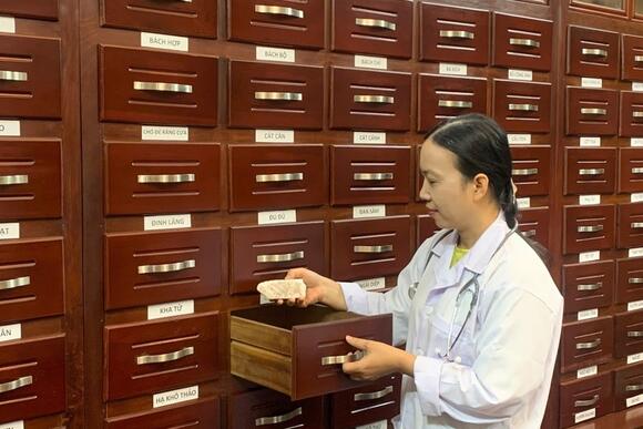 Kết hợp y học cổ truyền và hiện đại cho 16 bệnh phổ biến