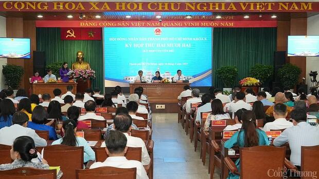 HĐND TP. Hồ Chí Minh họp kiện toàn bộ máy hành chính