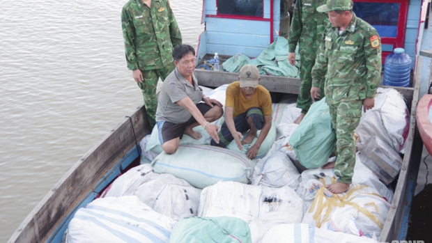 Bộ đội Biên phòng tỉnh Vĩnh Long phát hiện, thu giữ hơn 5 tấn sản phẩm nghi từ động vật hoang dã