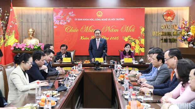 Chủ tịch Quốc hội Trần Thanh Mẫn làm việc với các Ủy ban của Quốc hội