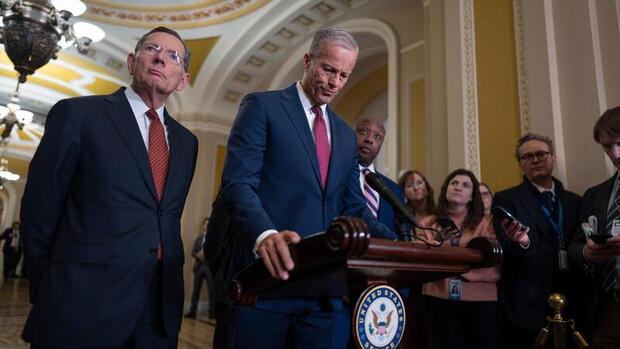 Thượng viện Mỹ bác bỏ nghị quyết hạn chế quyền chiến sự của Tổng thống