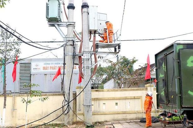 Hà Tĩnh: Đảm bảo cung cấp điện Tết tại các khu vực xung yếu