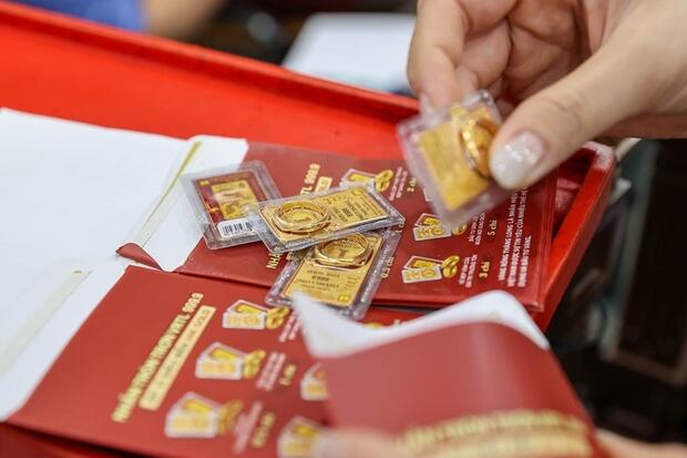 Giá vàng hôm nay (28-2): Giá vàng bất định trước những căng thẳng địa chính trị