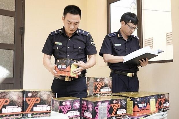 Hải quan phát hiện, xử lý hơn 1.700 vụ buôn lậu, gian lận thương mại