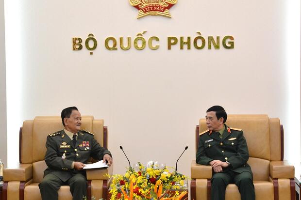 Đại tướng Phan Văn Giang tiếp Quốc vụ khanh Bộ Quốc phòng Campuchia