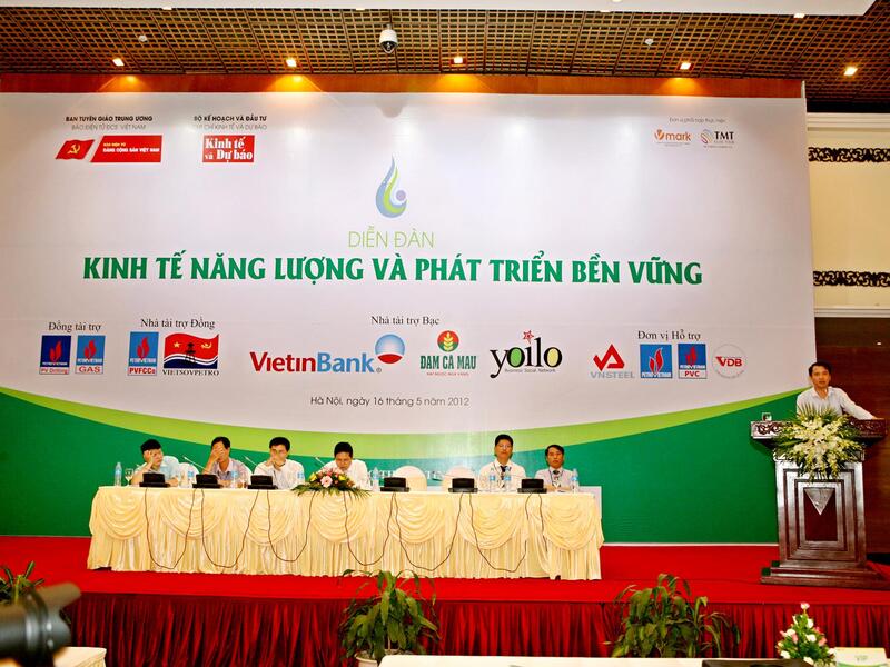 Diễn Đàn Kinh Tế Năng Lượng và Phát Triển Bền Vững 2012
