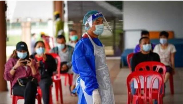 Số ca mắc mới ở nhiều nước châu Âu cao kỷ lục, số người tử vong có thể tăng do Omicron lây lan nhanh - Ảnh 2. Số ca mắc mới ở nhiều nước châu Âu cao kỷ lục, số người tử vong có thể tăng do Omicron lây lan nhanh - Ảnh 2.