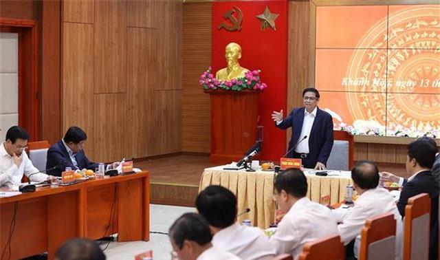 Xây dựng Trường Sa thành trung tâm kinh tế, văn hóa, xã hội; là thành trì bảo vệ chủ quyền biển đảo Tổ quốc - Ảnh 5. Xây dựng Trường Sa thành trung tâm kinh tế, văn hóa, xã hội; là thành trì bảo vệ chủ quyền biển đảo Tổ quốc - Ảnh 5.
