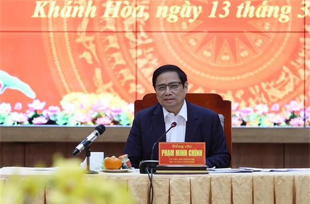 Xây dựng Trường Sa thành trung tâm kinh tế, văn hóa, xã hội; là thành trì bảo vệ chủ quyền biển đảo Tổ quốc - Ảnh 2. Xây dựng Trường Sa thành trung tâm kinh tế, văn hóa, xã hội; là thành trì bảo vệ chủ quyền biển đảo Tổ quốc - Ảnh 2.