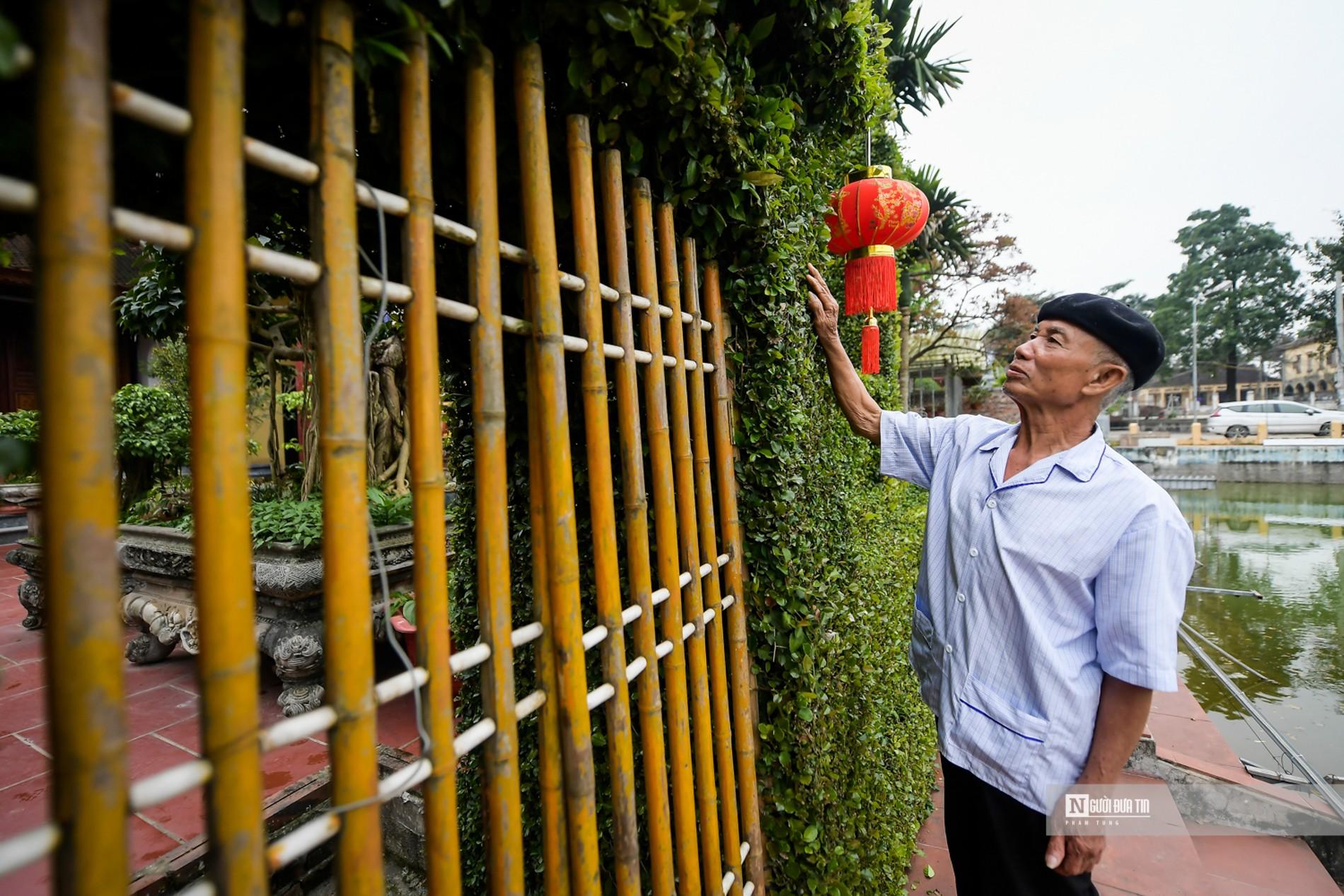 Văn hoá - Hà Nội: Ngắm cổng rào “độc nhất vô nhị” bằng cây ô rô 30 năm tuổi (Hình 4).