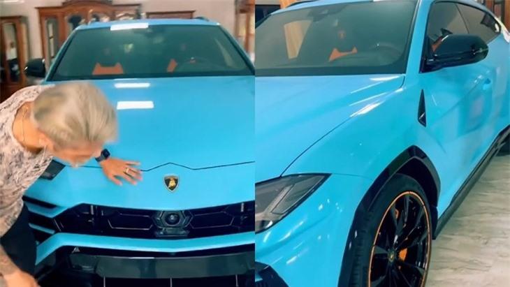 Còn chiếc xe Lamborghini Urus màu xanh ngọc này về nước khá bí ẩn nhưng được nhạc sĩ Khánh Đơn chia sẻ video trải nghiệm vào tháng 5/2022