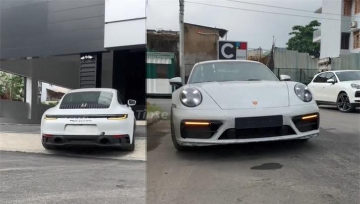Porsche 911 Carrera GTS thế hệ mới đầu tiên về Việt Nam, giá từ 8,82 tỷ đồng