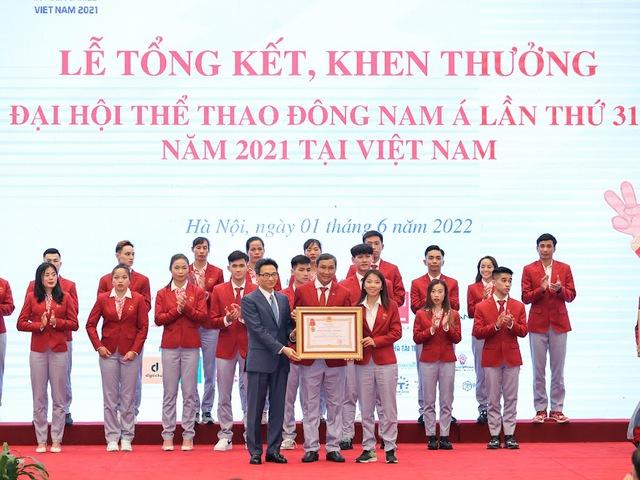 Thủ tướng: Nỗ lực hết mình vì màu cờ Tổ quốc, chinh phục những đỉnh cao mới - Ảnh 5.