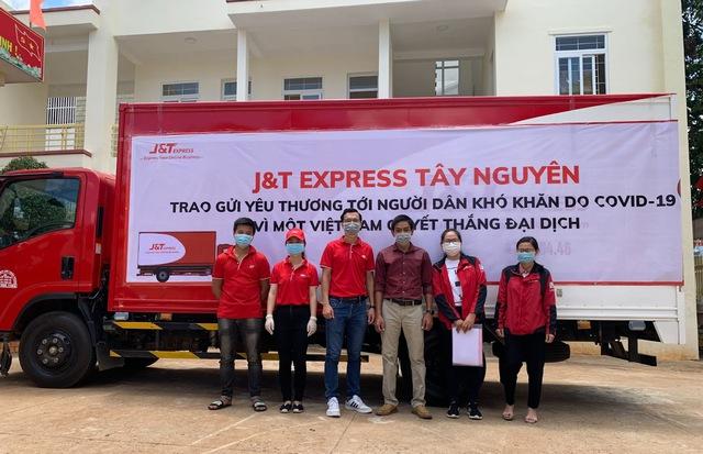 J&T Express đón nhận danh hiệu Top 10 Thương hiệu xuất sắc Châu Á 2022 - Ảnh 3.