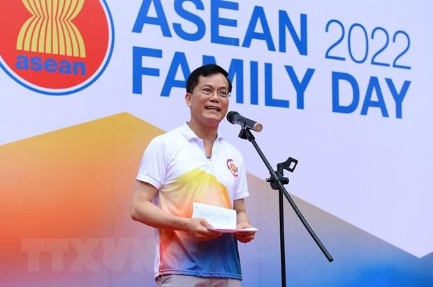 Ngay Gia dinh ASEAN: Thong diep ve mot ASEAN doan ket, nang dong hinh anh 2