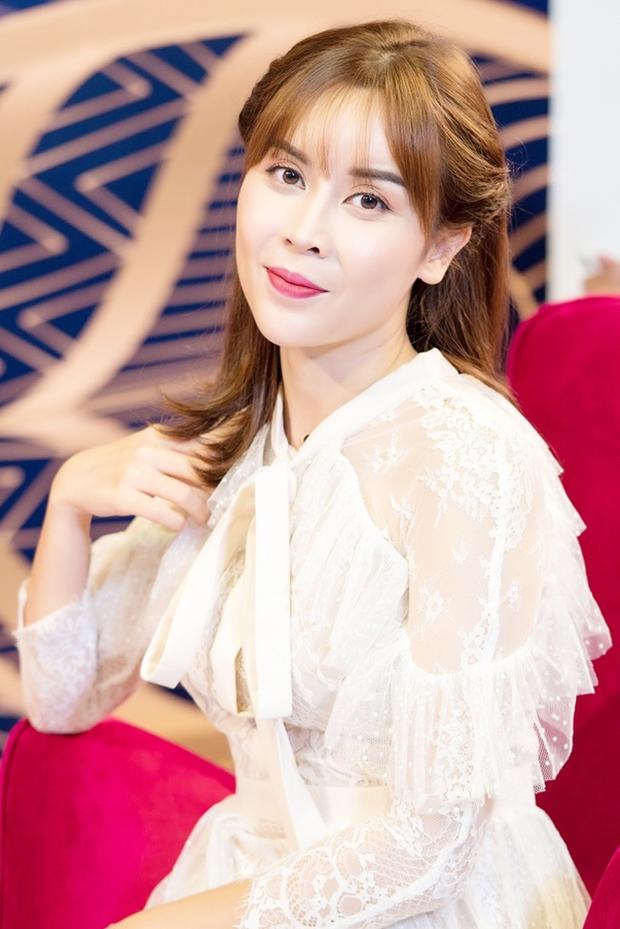 Vợ nhạc sĩ Hồ Hoài Anh bất ngờ chia sẻ: Khung trời nào chẳng có bão giông... - Ảnh 1. Vợ nhạc sĩ Hồ Hoài Anh bất ngờ chia sẻ: Khung trời nào chẳng có bão giông... - Ảnh 1.