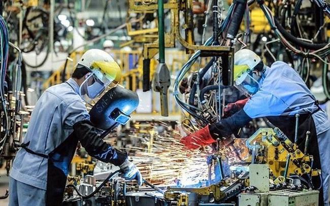 HSBC nâng dự báo tăng trưởng GDP của Việt Nam năm 2022 lên 6,9%