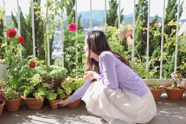 Nữ nhiếp ảnh gia có quan điểm dạy con khác biệt: Không né tránh xung đột, muốn con ngoan phải ý thức tự chữa lành - Ảnh 3.