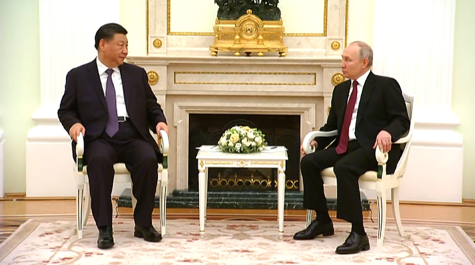 Thế giới - Ông Tập và ông Putin “trao đổi quan điểm sâu sắc về vấn đề Ukraine” (Hình 2).