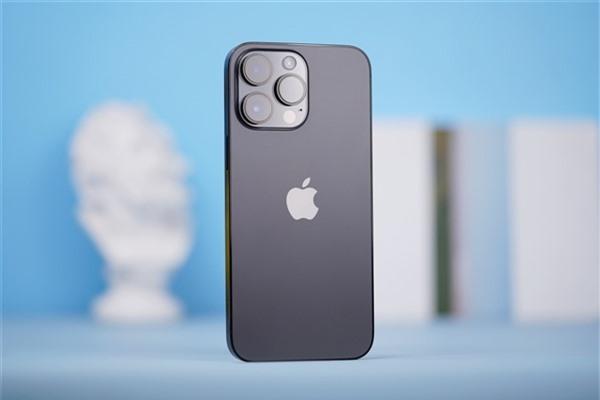 iphone 14 mat gia anh 3