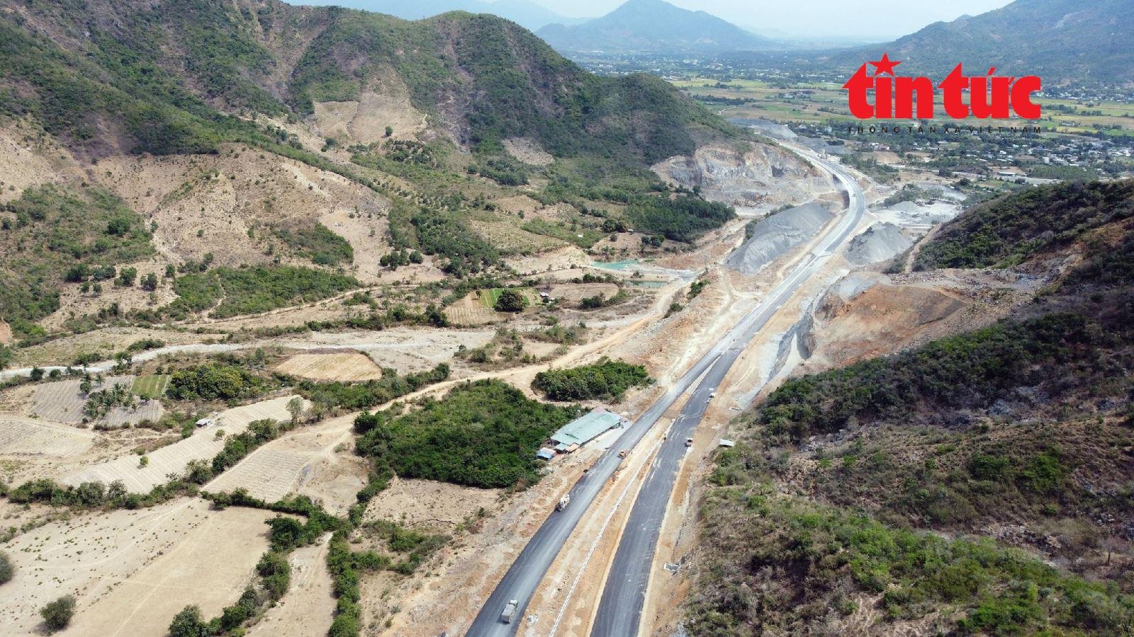 Cao tôc Nha Trang - Cam Lâm tăng tôc đam bao can đich theo muc tiêu trươc 3 thang - Ảnh 18.