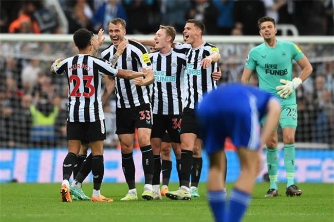Tổng kết Premier League 202223 Big Six tan tác vì các thế lực mới 2