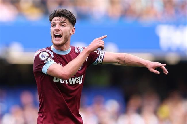 Man City muon qua mat Arsenal vu Declan Rice