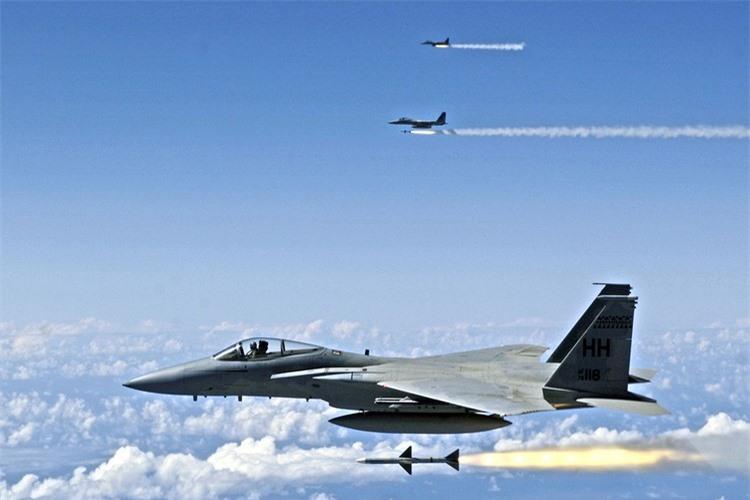 Tiêm kích Ukraine sẽ sử dụng tên lửa không chiến đặc biệt của Mỹ? ảnh 8