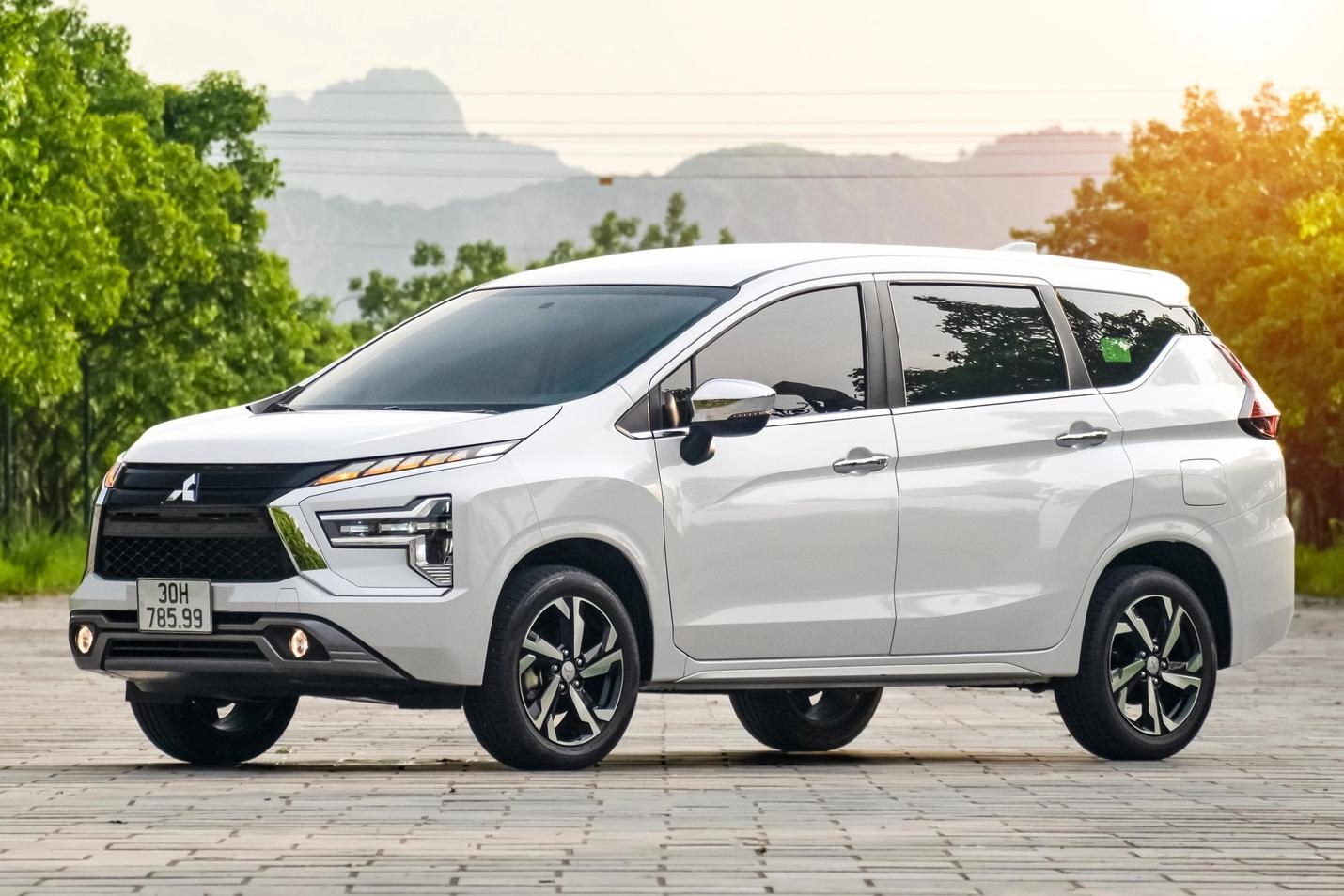 So kè Mitsubishi Xpander bản đắt nhất và Honda BR-V tiêu chuẩn cùng giá 660 triệu: Thực dụng đấu công nghệ - Ảnh 1.