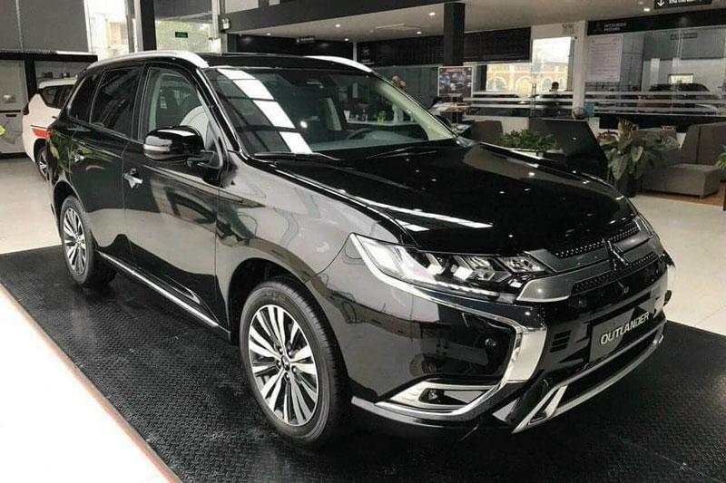 Mitsubishi Outlander.