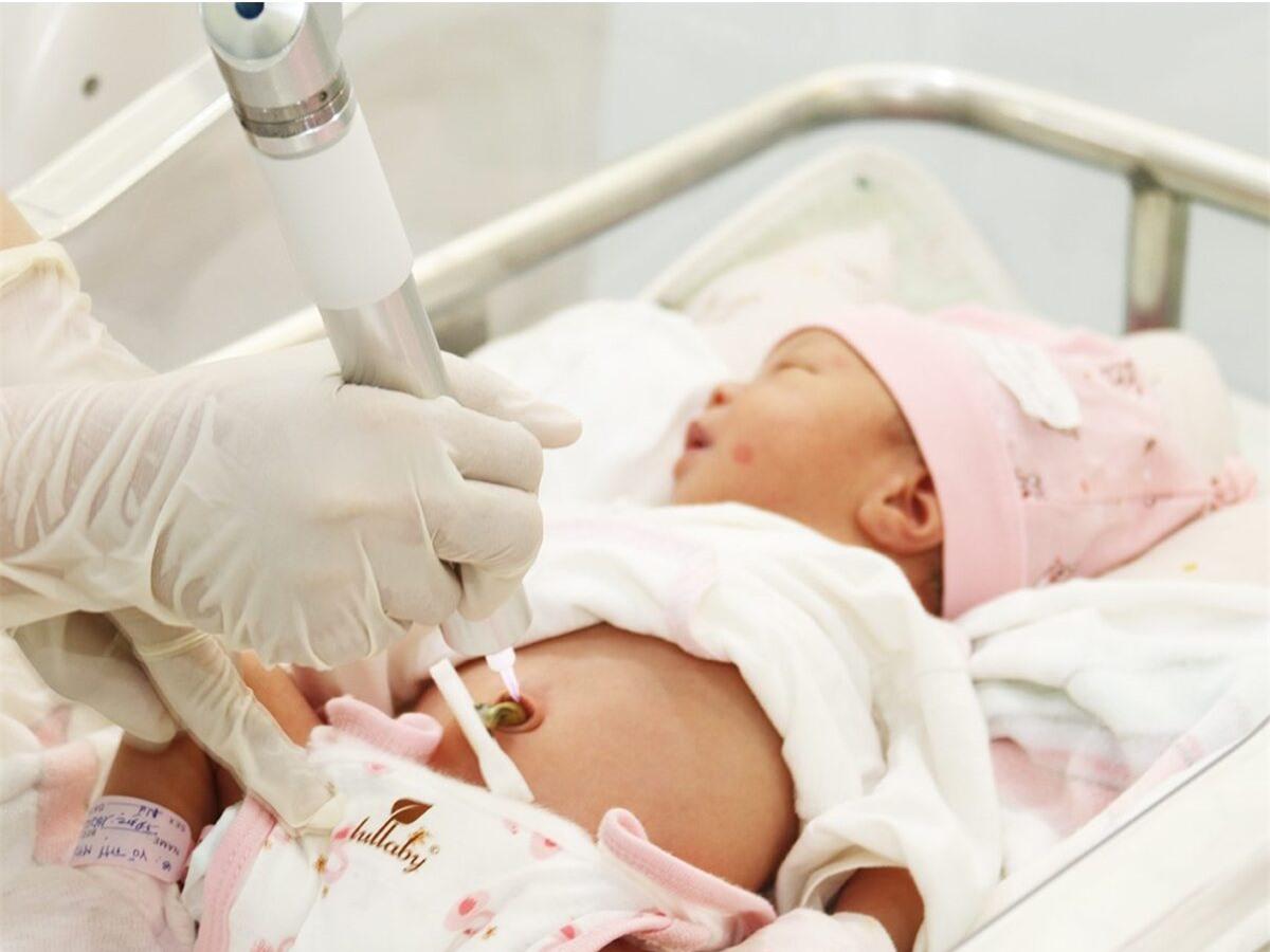 Làm điều này 2 lần một ngày giúp mẹ sau sinh giảm đau, nhanh lành vết thương - Ảnh 2.