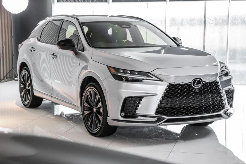 Lexus RX500h F Sport 2023.