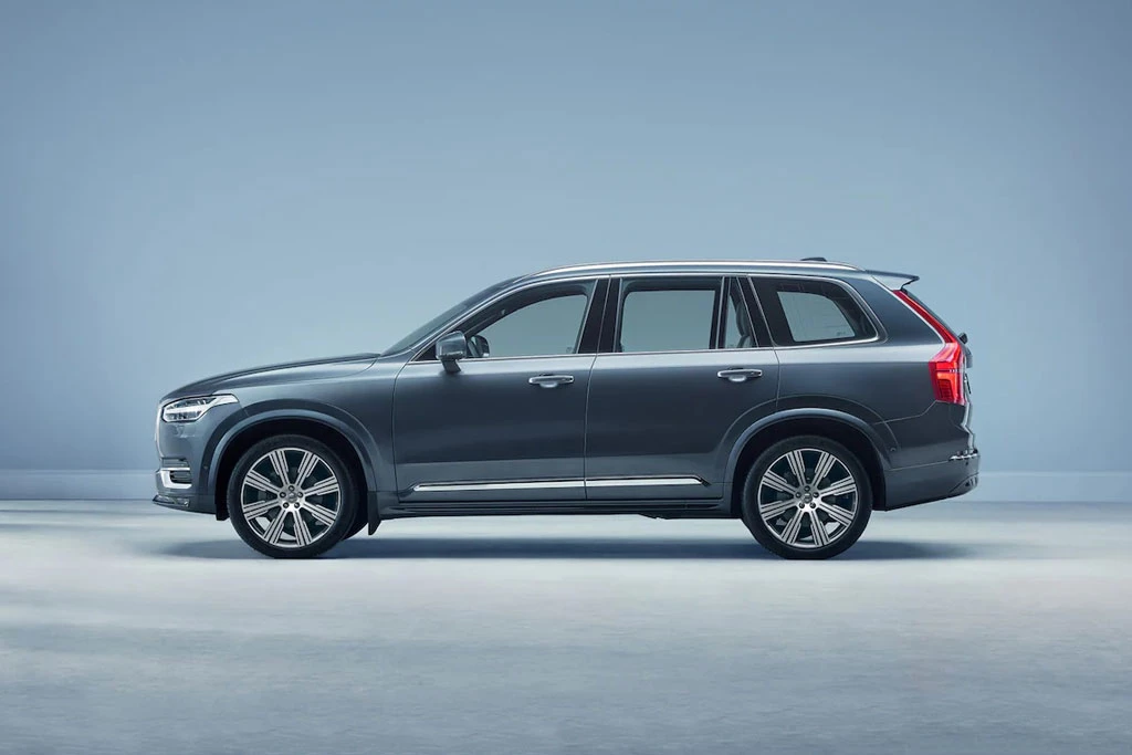 Volvo XC90.