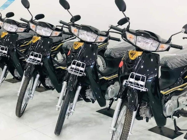 Chi tiết Honda Dream 2023 vừa cập bến đại lý Việt: Thiết kế mãn nhãn, giá bán gây bất ngờ cực lớn ảnh 1