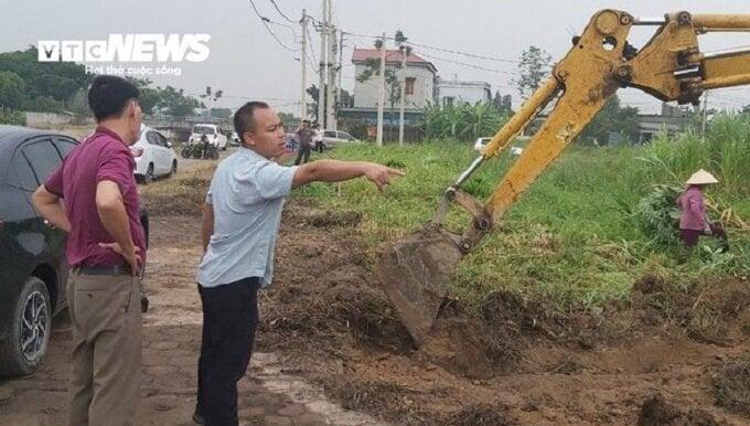 Bất động sản ấm dần, cò đất lại đua nhau tung chiêu 'săn' khách - Ảnh 2.