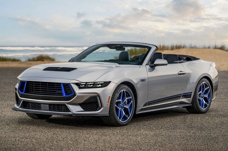 Ford Mustang GT California Special Convertible.