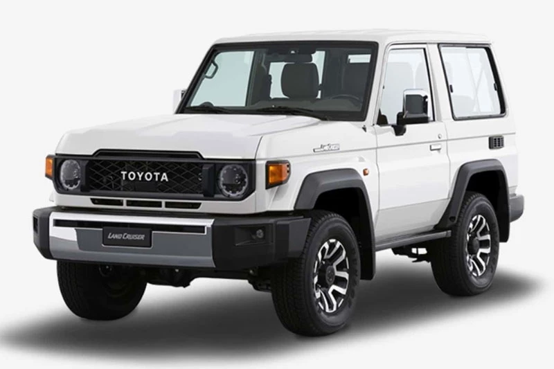 Toyota Land Cruiser 70 Series 3 cửa 2024.