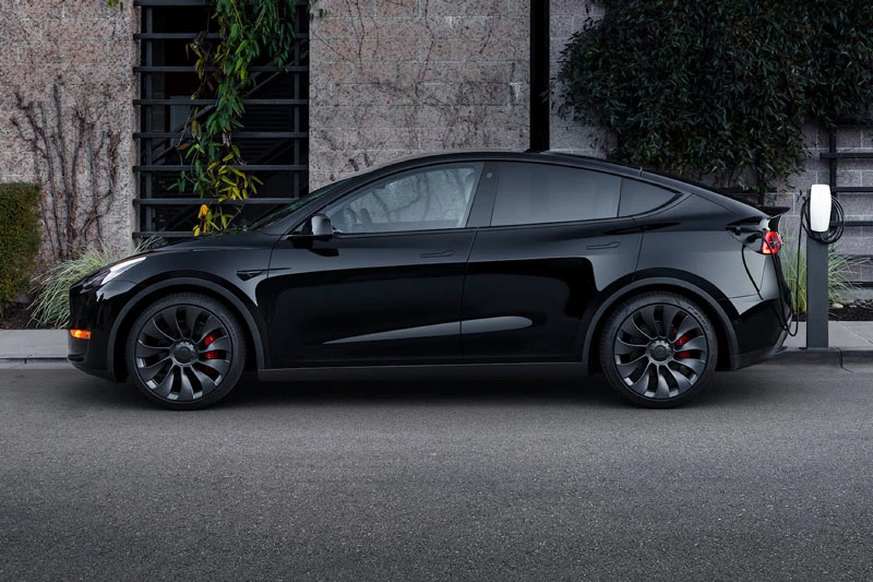 Tesla Model Y đứng đầu.