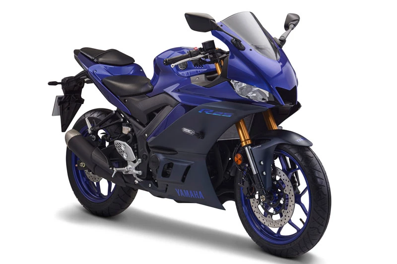 Yamaha YZF-R25 2024.