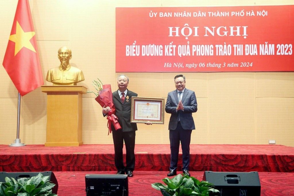 Quan tâm đến tính toàn dân của các phong trào thi đua