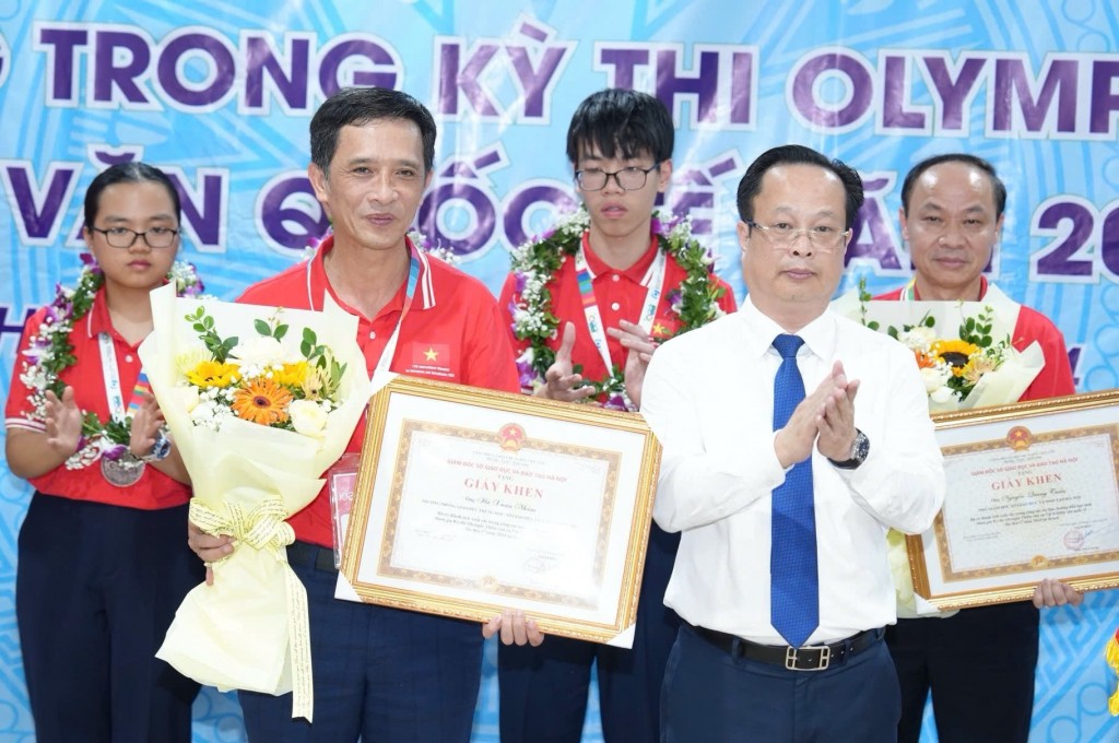 Học sinh Hà Nội thắng lớn ở kỳ thi Olympic quốc tế IOAA