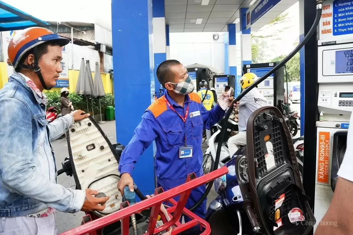 Giá xăng dầu hôm nay ngày 7/10/2024: Bắt đầu giảm sau chuỗi tăng Giá xăng dầu hôm nay