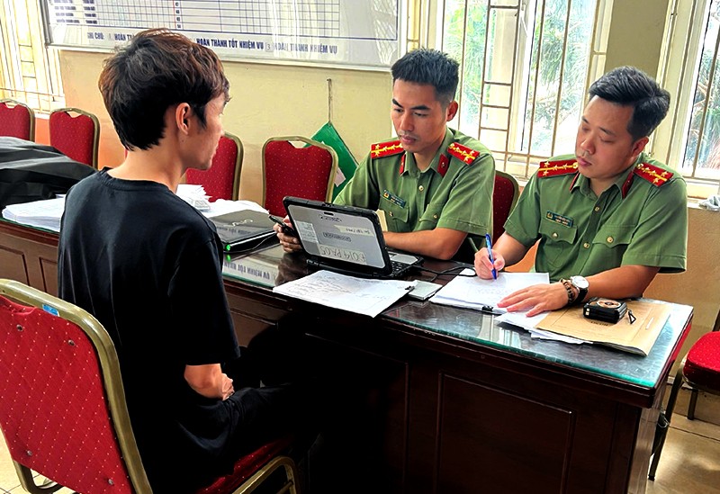 Cơ quan Công an đấu tranh với đối tượng trong vụ án