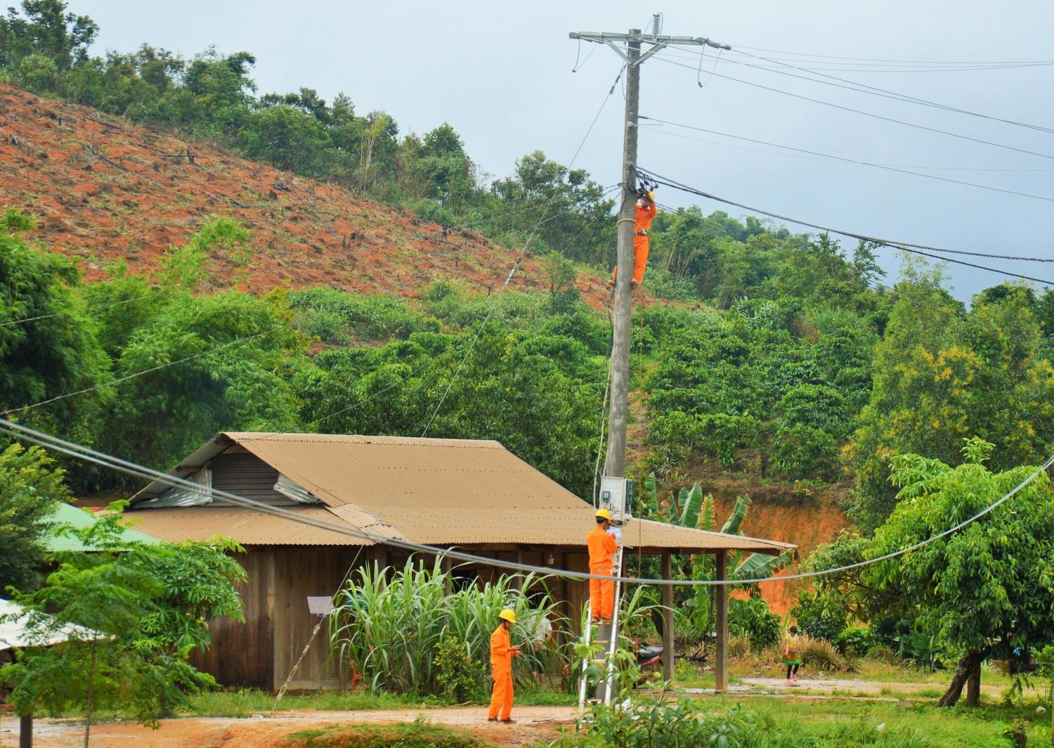 Khuyến khích đầu tư các dự án điện tại vùng đồng bào dân tộc thiểu số, biên giới, hải đảo