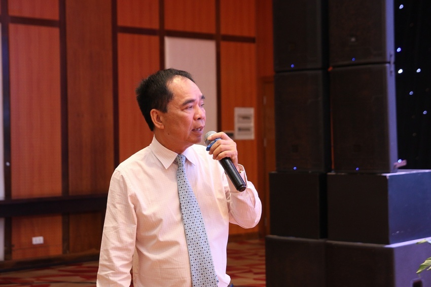 Cần sớm tháo gỡ khó khăn vướng mắc cho các dự án điện khí LNG, điện gió ngoài khơi Cần sớm tháo gỡ khó khăn vướng mắc cho các dự án điện khí LNG, điện gió ngoài khơi