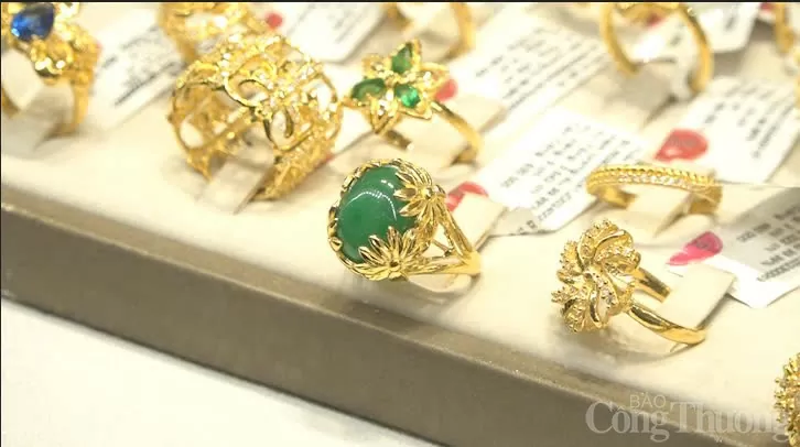 Giá vàng miếng và vàng nhẫn hôm nay (13/12)