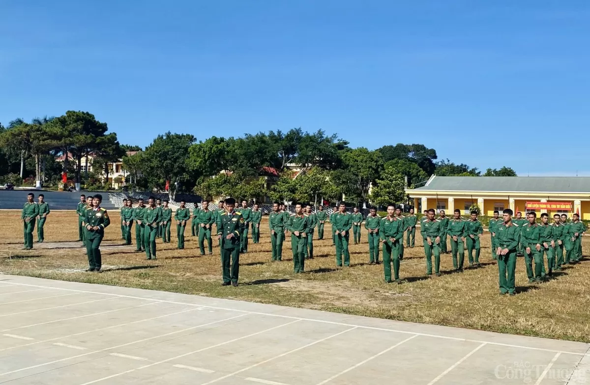 Gia Lai: Học sinh hào hứng với nhiều trải nghiệm thú vị khi được hoá thân thành chiến sĩ