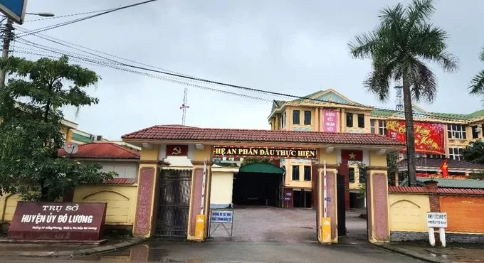 dừng xây dừng trụ sở tỉnh nghệ an