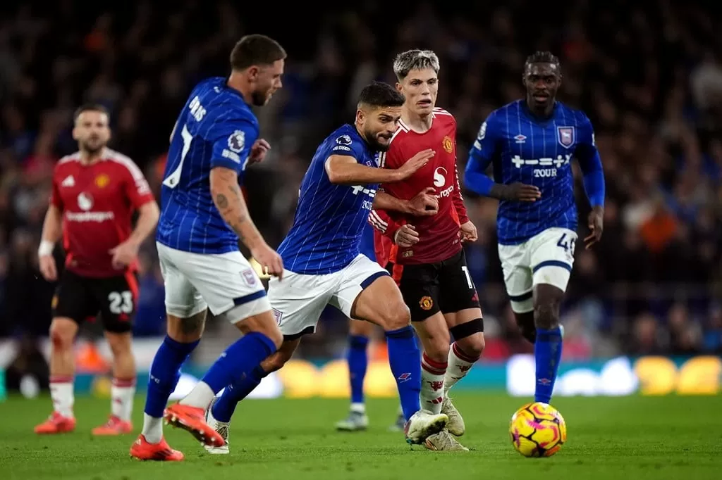 Lịch thi đấu bóng đá ngày 26/2: MU đấu với Ipswich Town Lịch thi đấu bóng đá ngày 26/2: MU đấu với Ipswich Town